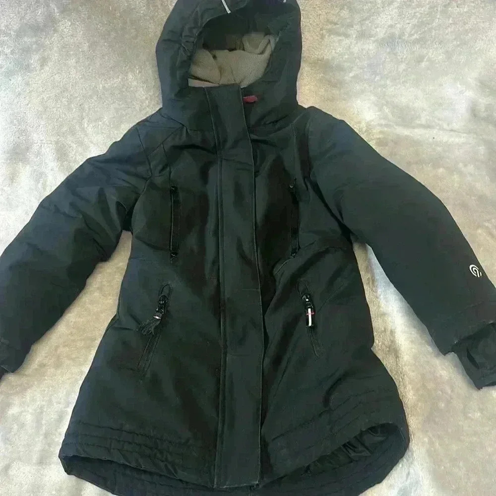 ⭐️ Champion - Insulated ski/Winter jacket. Size XS (4-5)